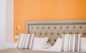 Sorrento Comfort Rooms Con Piscina
